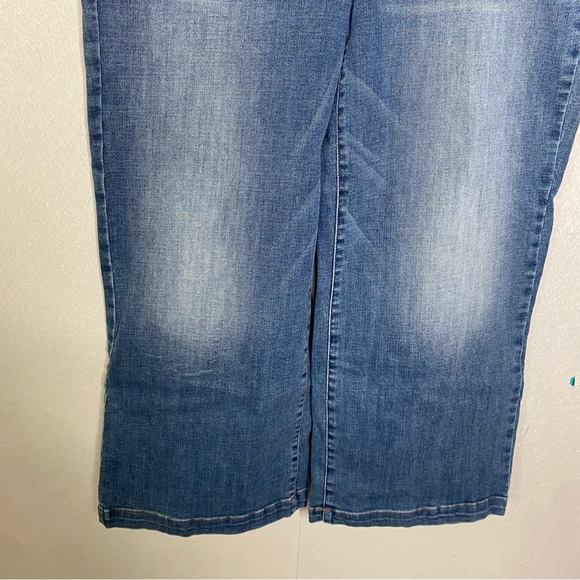 NYDJ Maele Wide Leg LiftxTuck Technology Jeans Size 16 - Picture 6 of 7